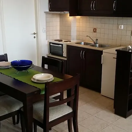 Apartment Cpt. Dennis Family