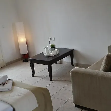 Cpt. Dennis Family Apartment