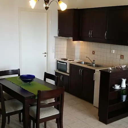 Cpt. Dennis Family Apartment *